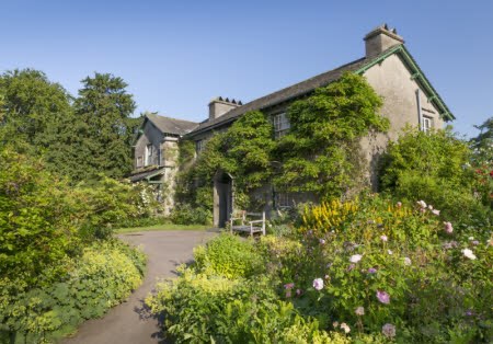 hill top beatrix potter house