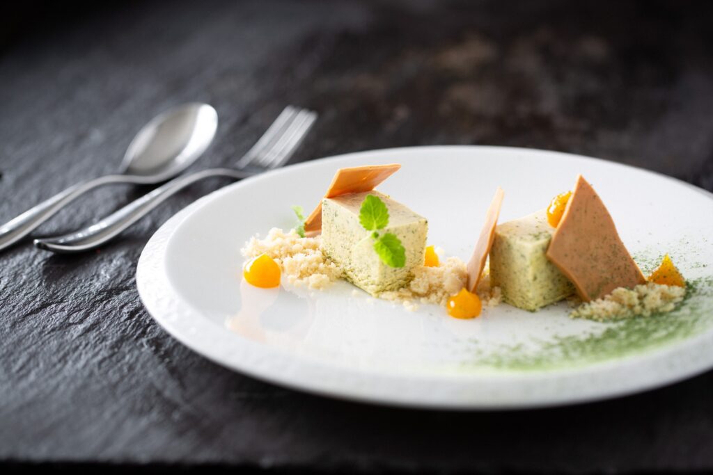 Fig Leaf, White Chocolate and Passion Fruit - Rob Whitrow Photography