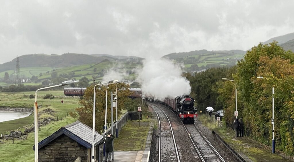 Steam Train coming into Kirkby in Furness station