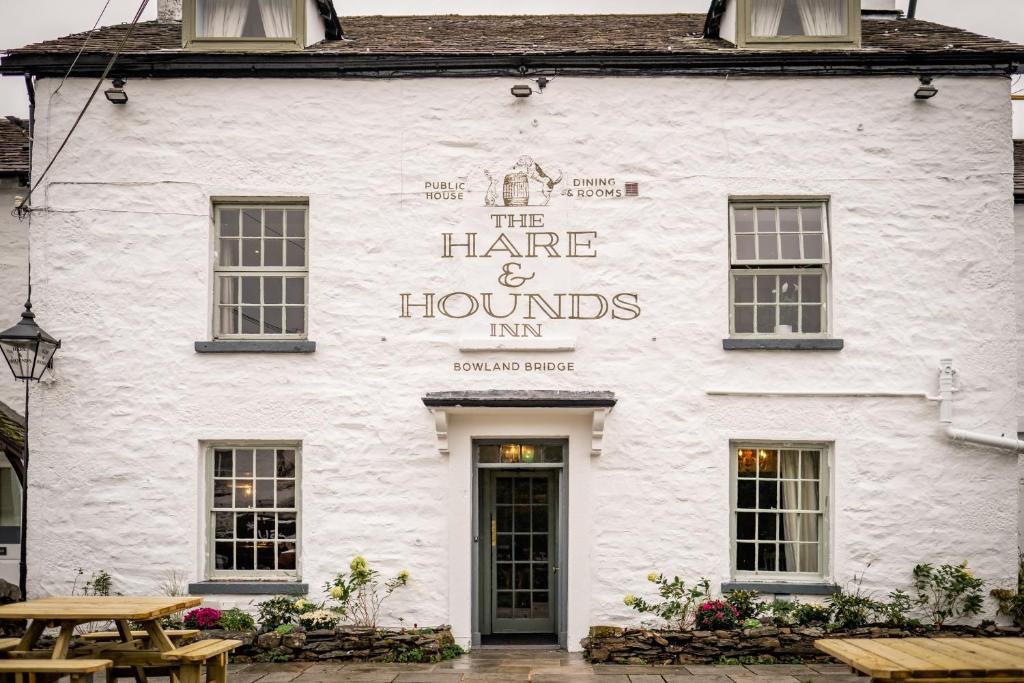 Hare and Hounds, Bowlands Bridge