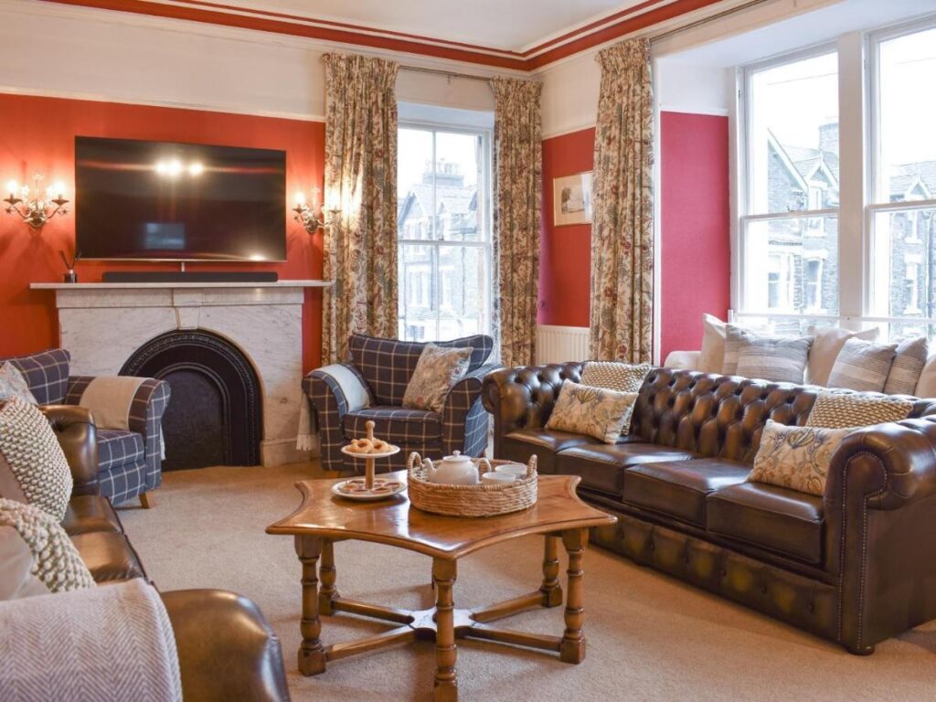 Pitcairn House - Keswick - 7 bedroom holiday cottage lake district 